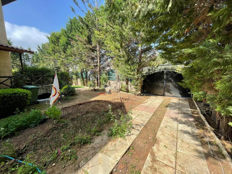 GİRNE/KARAOĞLANOĞLU'NDA GÜNEŞ PANELLİ KİRALIK EŞYASIZ VİLLA-2