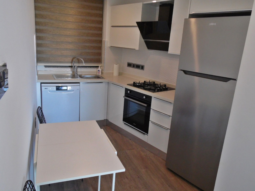 GİRNE/MERKEZDE HAVUZLU SİTEDE SATILIK 2+1 DAİRE-7