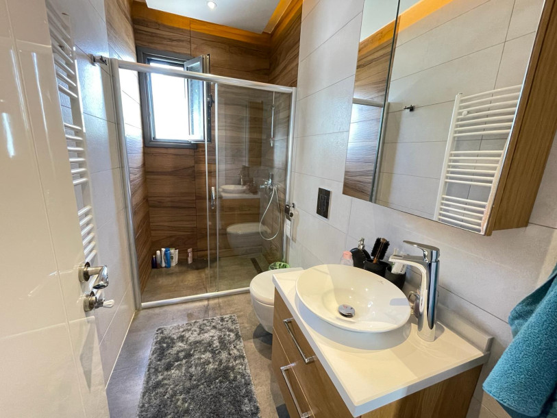 GİRNE/ALSANCAK HASAN UZUN PETROL BÖLGESİNDE SATILIK HAVUZLU 4+1 VİLLA-26