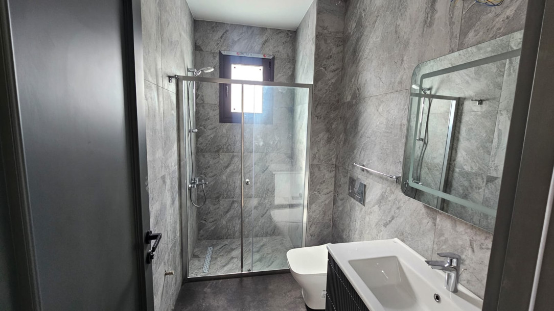 GİRNE/ALSANCAK'TA SATILIK ÖZEL HAVUZLU 4+1 SIFIR VİLLA-28