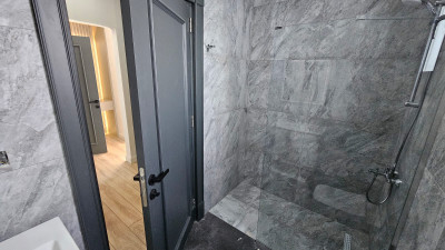 GİRNE/ALSANCAK'TA SATILIK ÖZEL HAVUZLU 4+1 SIFIR VİLLA-27