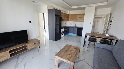 GİRNE/ALSANCAK'TA RİVERSIDE BÖLGESİNDE KİRALIK 2+1 DAİRE