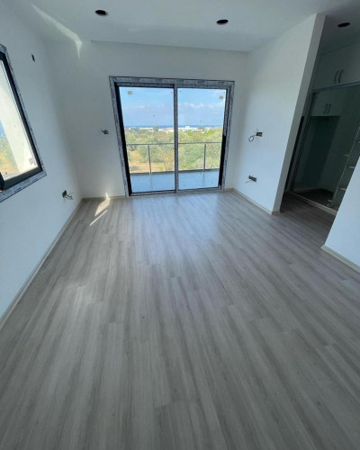 GİRNE/ALSANCAK HASAN UZUN PETROL BÖLGESİ SATILIK 3+1 VİLLA-15