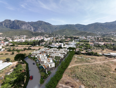 GİRNE/ALSANCAK'TA YAPIM AŞAMASINDA SATILIK 4+1 VİLLALAR-3