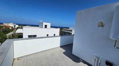 GİRNE/ALSANCAK DENİZ KIZI BÖLGESİNDE SATILIK 3+1 VİLLA-16