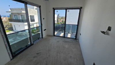 GİRNE/ALSANCAK DENİZ KIZI BÖLGESİNDE SATILIK 3+1 VİLLA-2