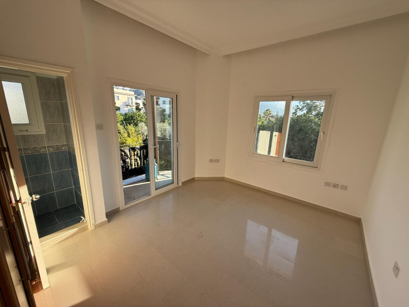 GİRNE/ALSANCAK 3+1 SATILIK DAİRE-12