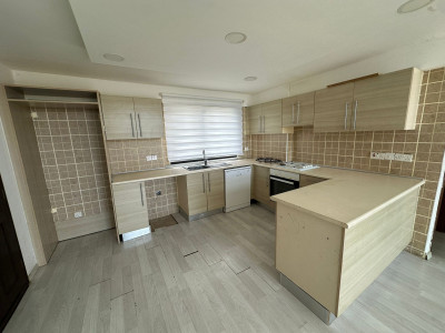 GİRNE / ARAPKÖY’DE KİRALIK 2+1 LOFT DAİRE-3