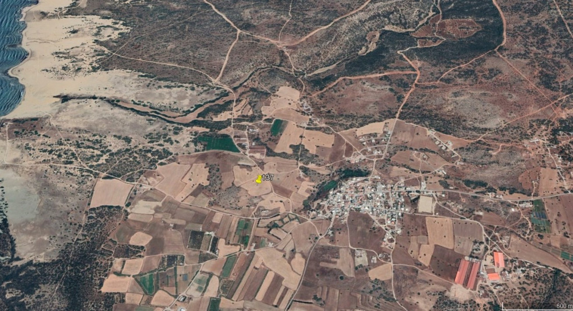 GİRNE/AKDENİZ'DE SATILIK ARSA-2