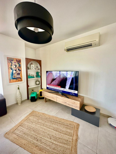 Girne Merkezde Park Avm Resıdence'de Özel Satılık 3+1 Daire-6