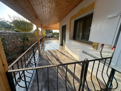 GİRNE/BAHÇELİ'DE SATILIK 3+1 VİLLA-15