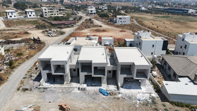 GİRNE / BOĞAZ – SATILIK LÜKS 3+1 VİLLALAR-2