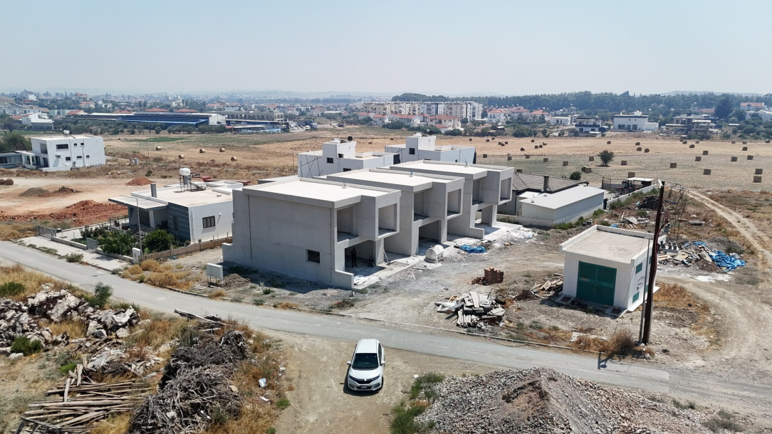 GİRNE / BOĞAZ – SATILIK LÜKS 3+1 VİLLALAR-13