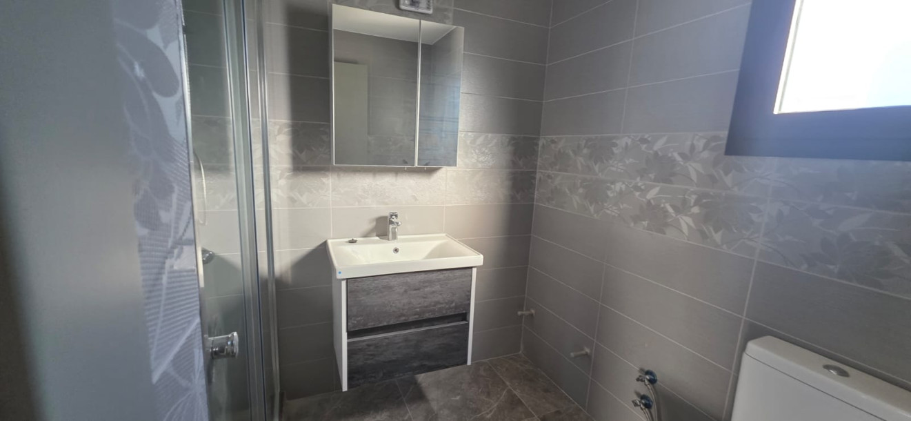 GİRNE/ÇATALKÖY’DE SATILIK DENİZ VE DAĞ MANZARALI 4+1 MÜSTAKİL HAVUZLU VİLLA-24