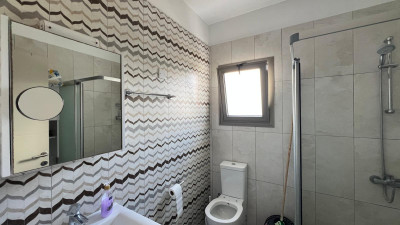 GİRNE MERKEZ’DE SATILIK 2+1 EŞYALI DAİRE-15