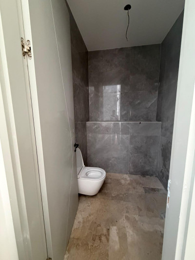 GİRNE / ÇATALKÖY – ACAPULCO OTEL BÖLGESİNDE SATILIK LÜKS VİLLA-17