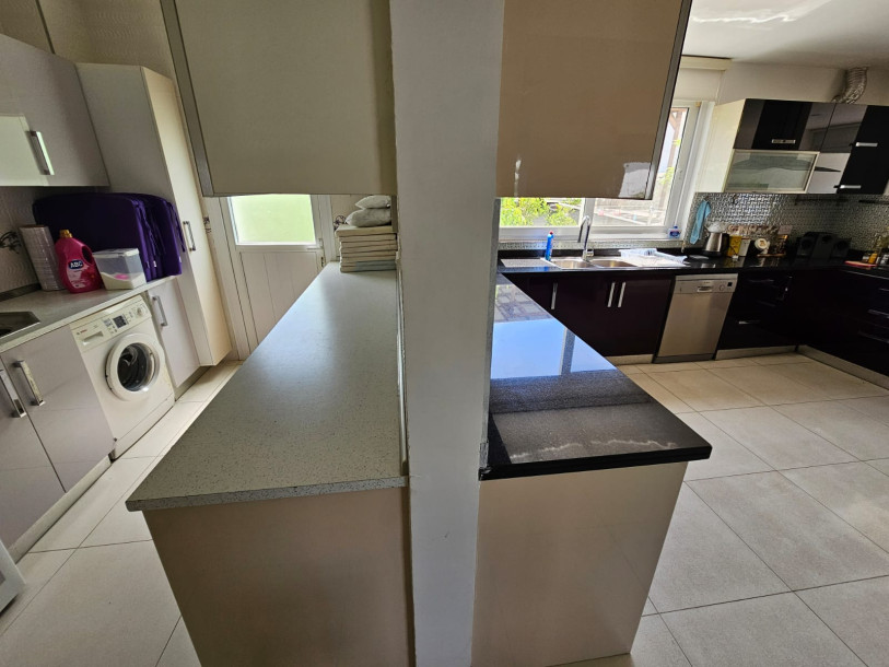 GİRNE/ÇATALKÖY'DE MUHTEŞEM SATILIK 4+1 LÜKS VİLLA-19