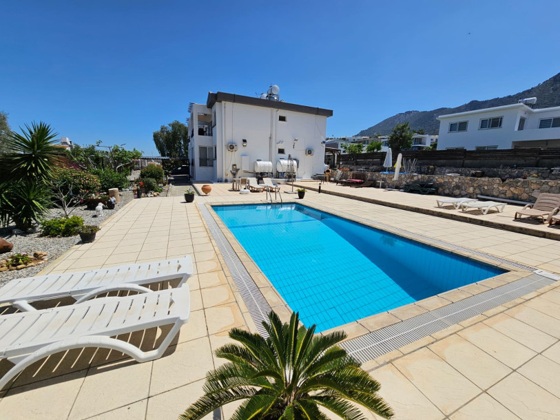 GİRNE/ÇATALKÖY'DE ORTAK HAVUZLU SİTE İÇERİSİNDE KİRALIK 2+1 EŞYALI DAİRE-1