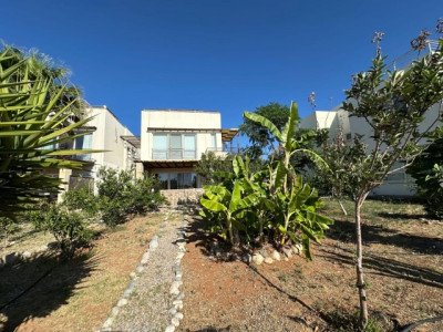 GİRNE/ESENTEPE’DE 3+1 DENİZE SIFIR DAİRE