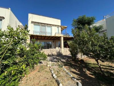 GİRNE/ESENTEPE’DE 3+1 DENİZE SIFIR DAİRE-2