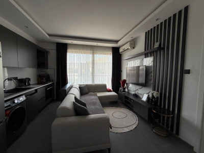 LEFKOŞA/YENİŞEHİR' DE LÜKS 1+1 GÜNLÜK KİRALIK DAİRE-4