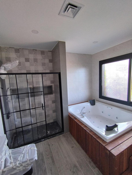 GİRNE/ZEYTİNLİK'TE SATILIK ULTRA LÜKS 4+1 VİLLALAR-17