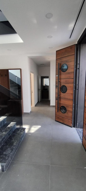 GİRNE/ZEYTİNLİK'TE SATILIK ULTRA LÜKS 4+1 VİLLALAR-8