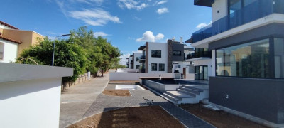 GİRNE/ZEYTİNLİK'TE SATILIK ULTRA LÜKS 4+1 VİLLALAR-6