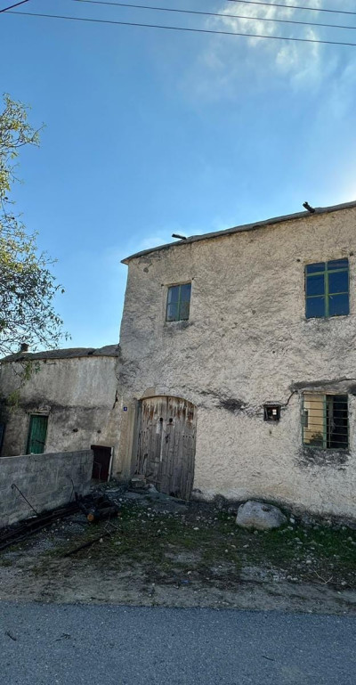 İSKELE/ERGÂZİ KÖYÜ’NDE SATILIK KÖY EVİ-4