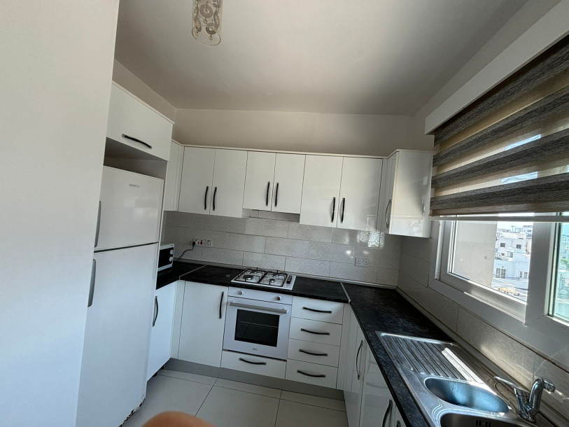 GİRNE MERKEZDE SATILIK 2+1 EŞYALI DAİRE-3