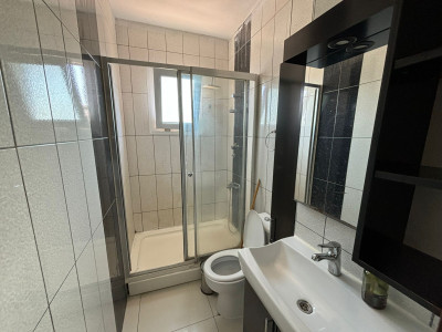 GİRNE MERKEZDE SATILIK 2+1 EŞYALI DAİRE-9