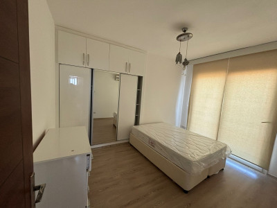 GİRNE MERKEZDE SATILIK 2+1 EŞYALI DAİRE-5