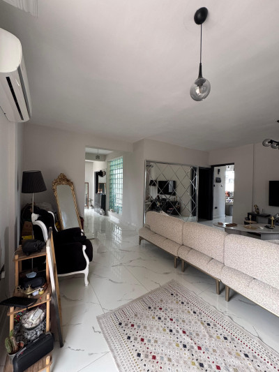 GİRNE MERKEZ – 20 TEMMUZ STADYUMU CADDESİ ÜZERİNDE SATILIK TİCARİ DAİRE-3