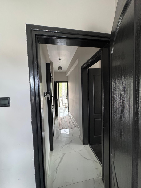 GİRNE MERKEZ – 20 TEMMUZ STADYUMU CADDESİ ÜZERİNDE SATILIK TİCARİ DAİRE-9