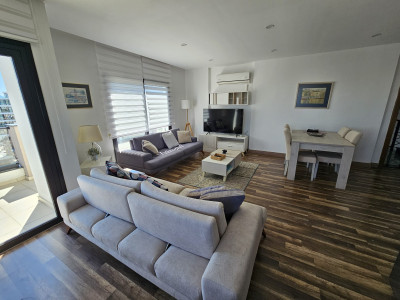 GİRNE MERKEZDE DAĞ VE DENİZ MANZARALI KİRALIK 2+1 PENTHOUSE