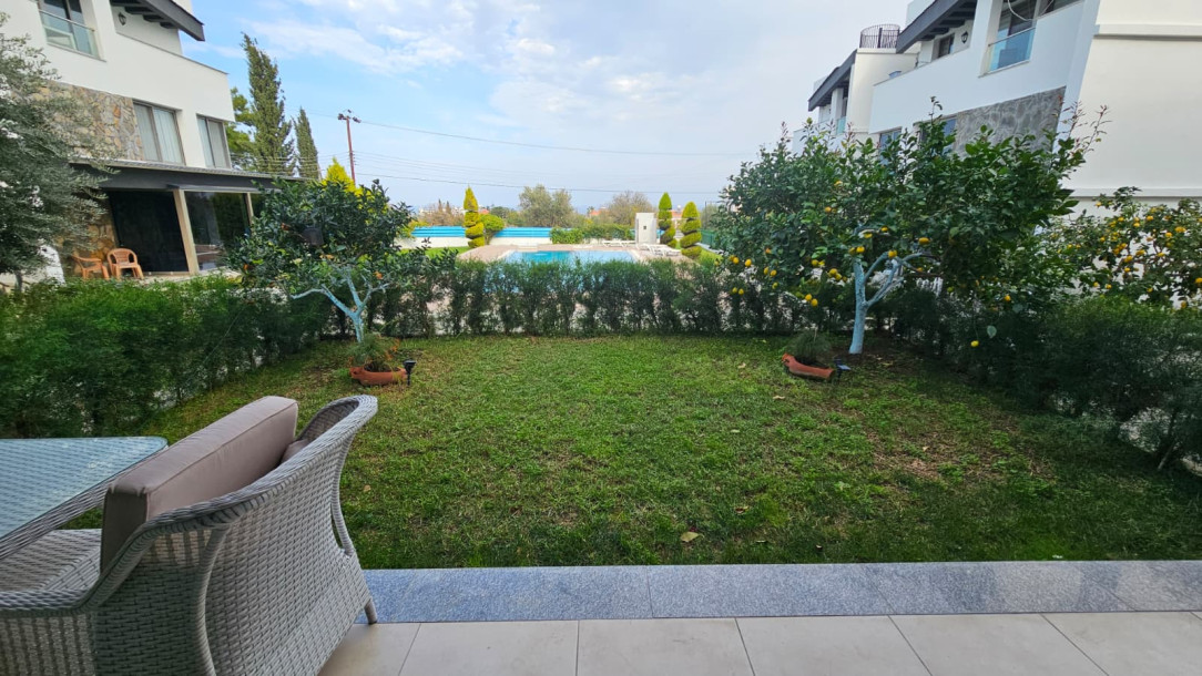 GİRNE ALSANCAK’TA SATILIK 3+1 İKİZ VİLLA – FULL EŞYALI – SİTE HAVUZLU-24