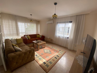 GİRNE MERKEZDE SATILIK 3+1 DAİRE-2