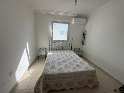 GİRNE MERKEZ PATARA SİTESİNDE KİRALIK 3+1 EŞYALI DAİRE-20