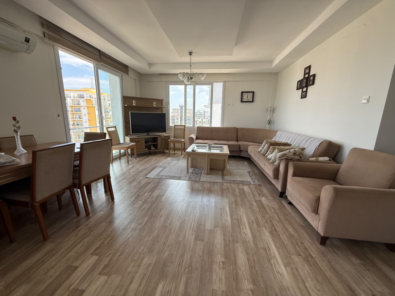 GİRNE MERKEZ –TÜRK KOÇANLI HAVUZLU SİTE İÇERİSİNDE SATILIK 3+1 DAİRE-3