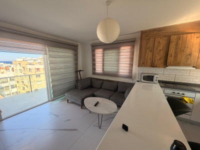 GİRNE MERKEZ’DE SATILIK 4+1 DAİRE-3