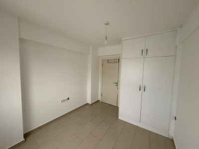 GİRNE / BARIŞ PARKI’NDA SATILIK 2+1 DAİRE