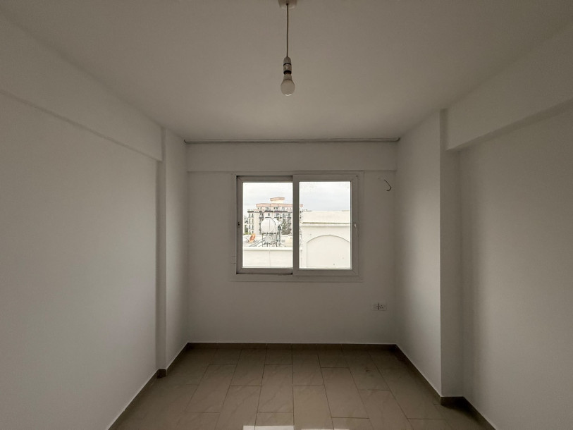 GİRNE / BARIŞ PARKI’NDA SATILIK 2+1 DAİRE-12