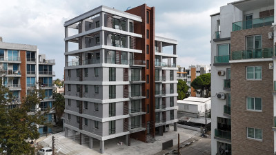 GİRNE 23 NİSAN İLKOKULU BÖLGESİNDE SATILIK KOMPLE BİNA