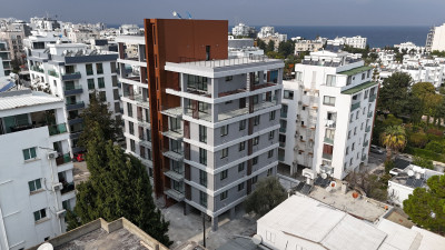 GİRNE 23 NİSAN İLKOKULU BÖLGESİNDE SATILIK KOMPLE BİNA-2