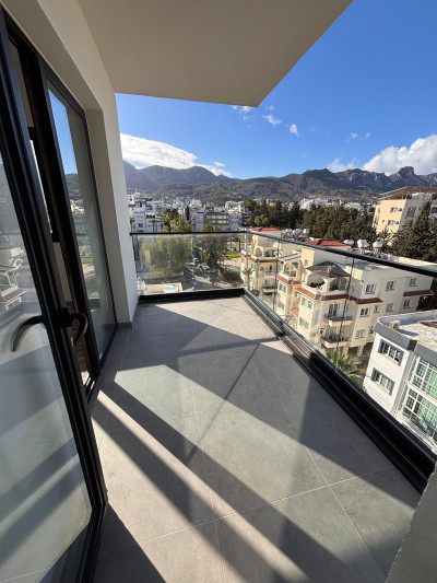 GİRNE’DE SATILIK LÜKS 2+1 DAİRE-13