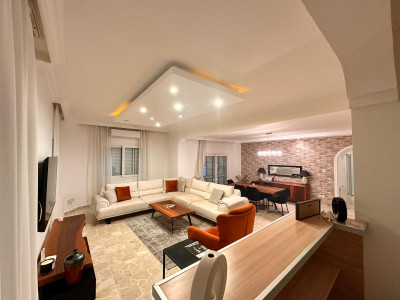 GİRNE MERKEZ 4+2 KİRALIK DAİRE