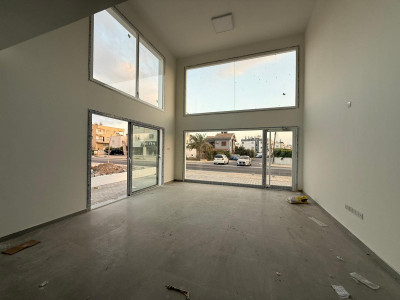 LEFKOŞA/GÖNYELİ AYTAN MARKET YOLUNDA KİRALIK DÜKKANLAR-10