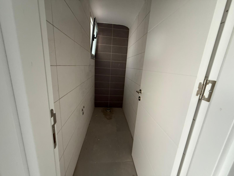 LEFKOŞA/GÖNYELİ AYTAN MARKET YOLUNDA KİRALIK DÜKKANLAR-22