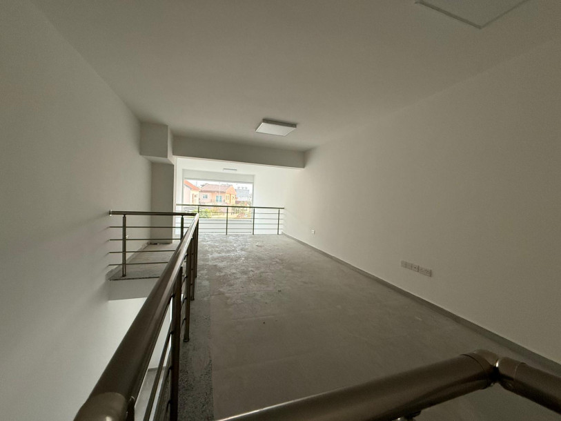 LEFKOŞA/GÖNYELİ AYTAN MARKET YOLUNDA KİRALIK DÜKKANLAR-20