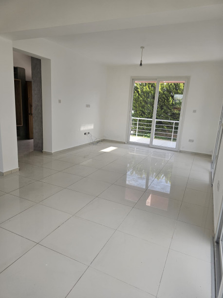 LEFKOŞA/GÖNYELİ’DE SATILIK 3+1 MÜSTAKİL VİLLA-3